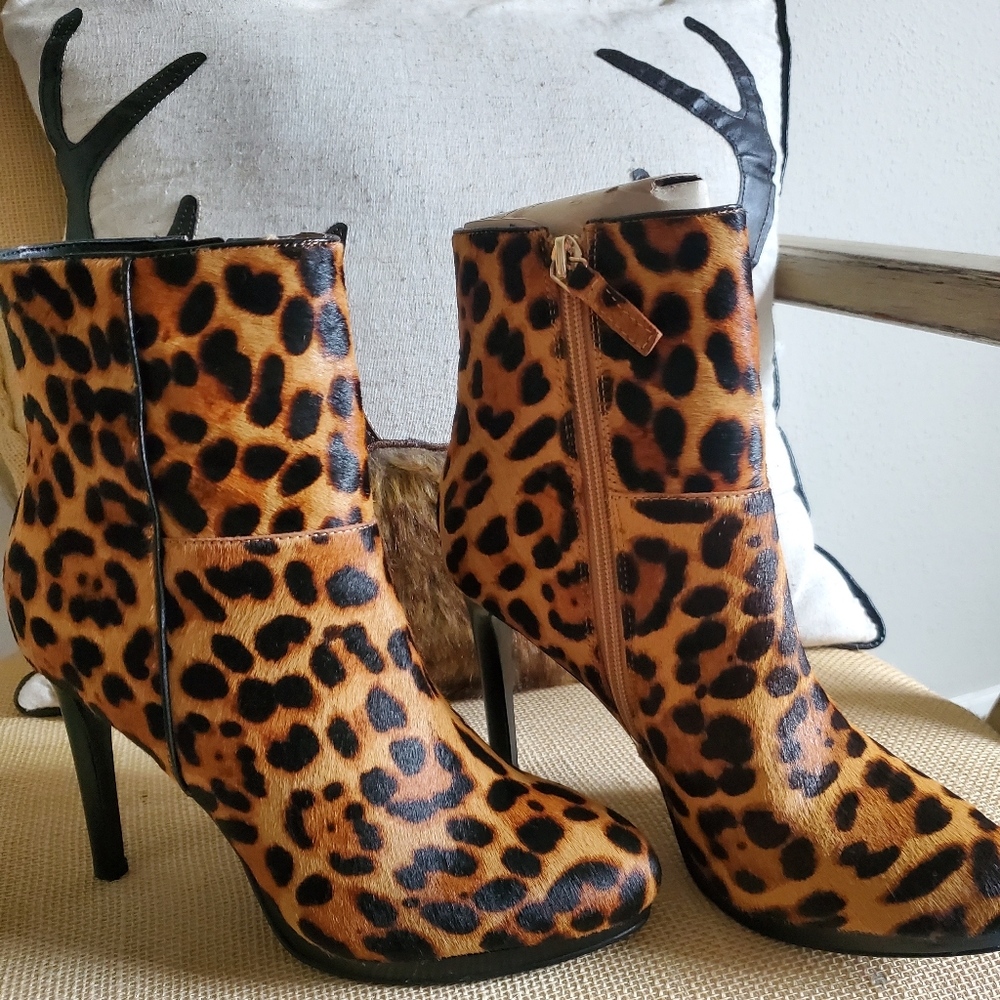 NEW Nine West Querida Bootie Cheetah Hair Animal Print